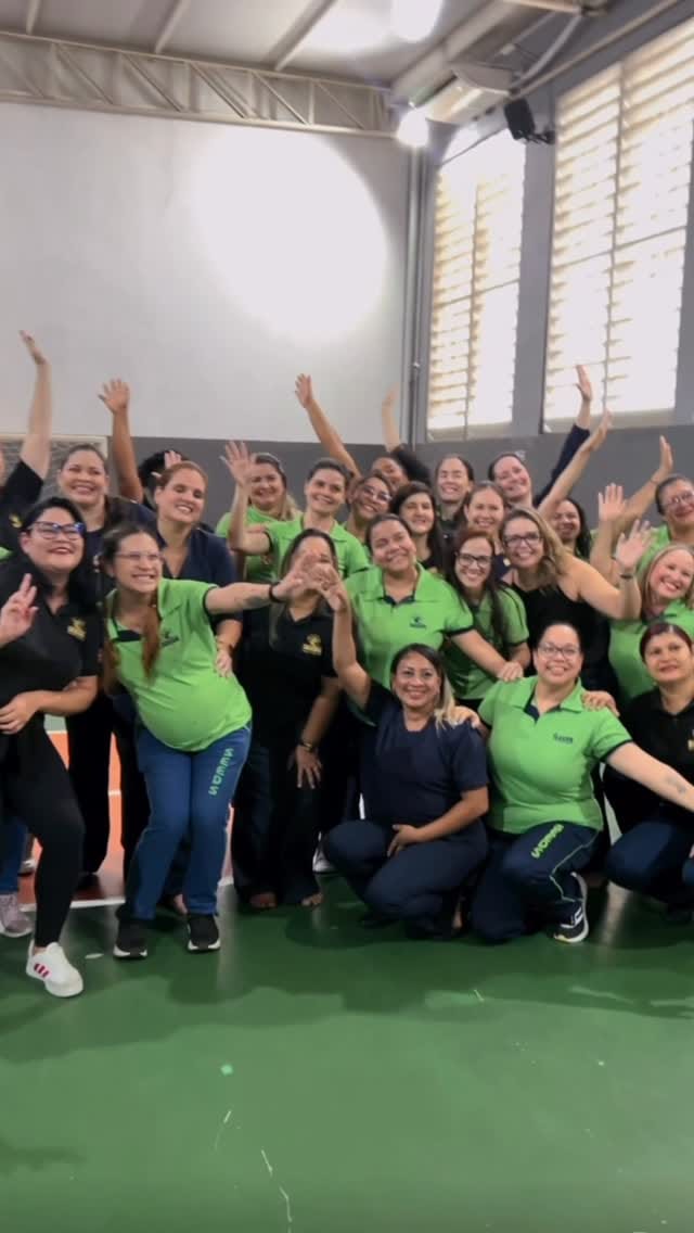 Post 6 by Escola Seeds Bilingual Education on Instagram (video)