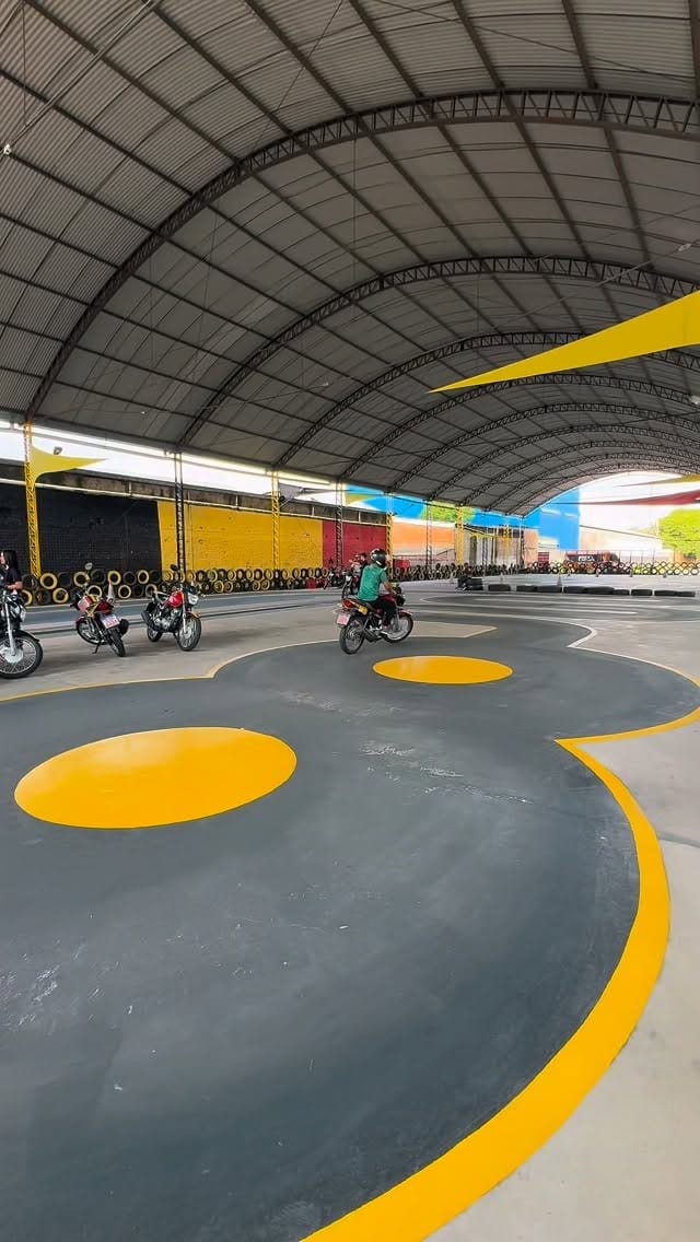 Post 2 by Autoescola Foca on Instagram (video)