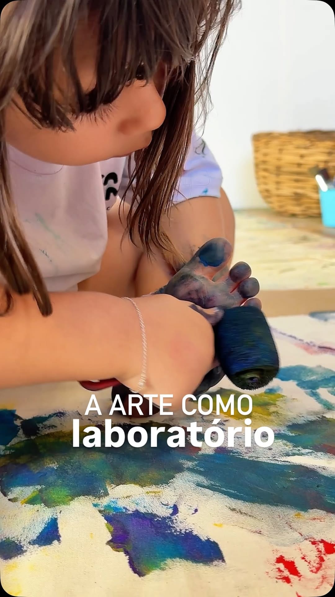Post 5 by Toca da Criança on Instagram (video)