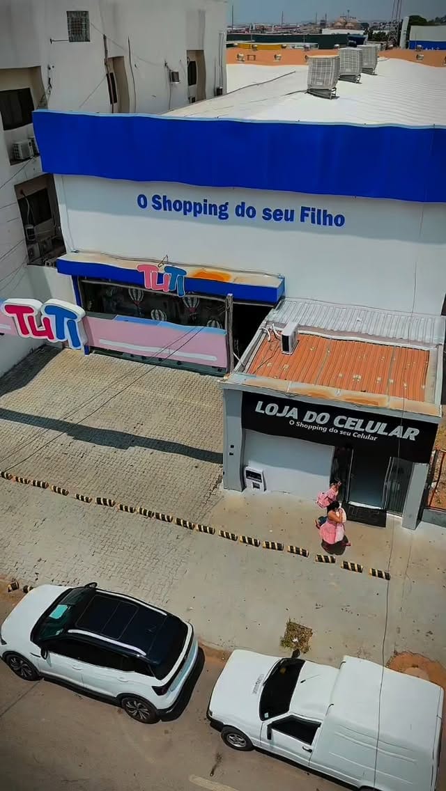 Post 9 by TUTI • O Shopping do seu filho(a) 💖💙 on Instagram (video)