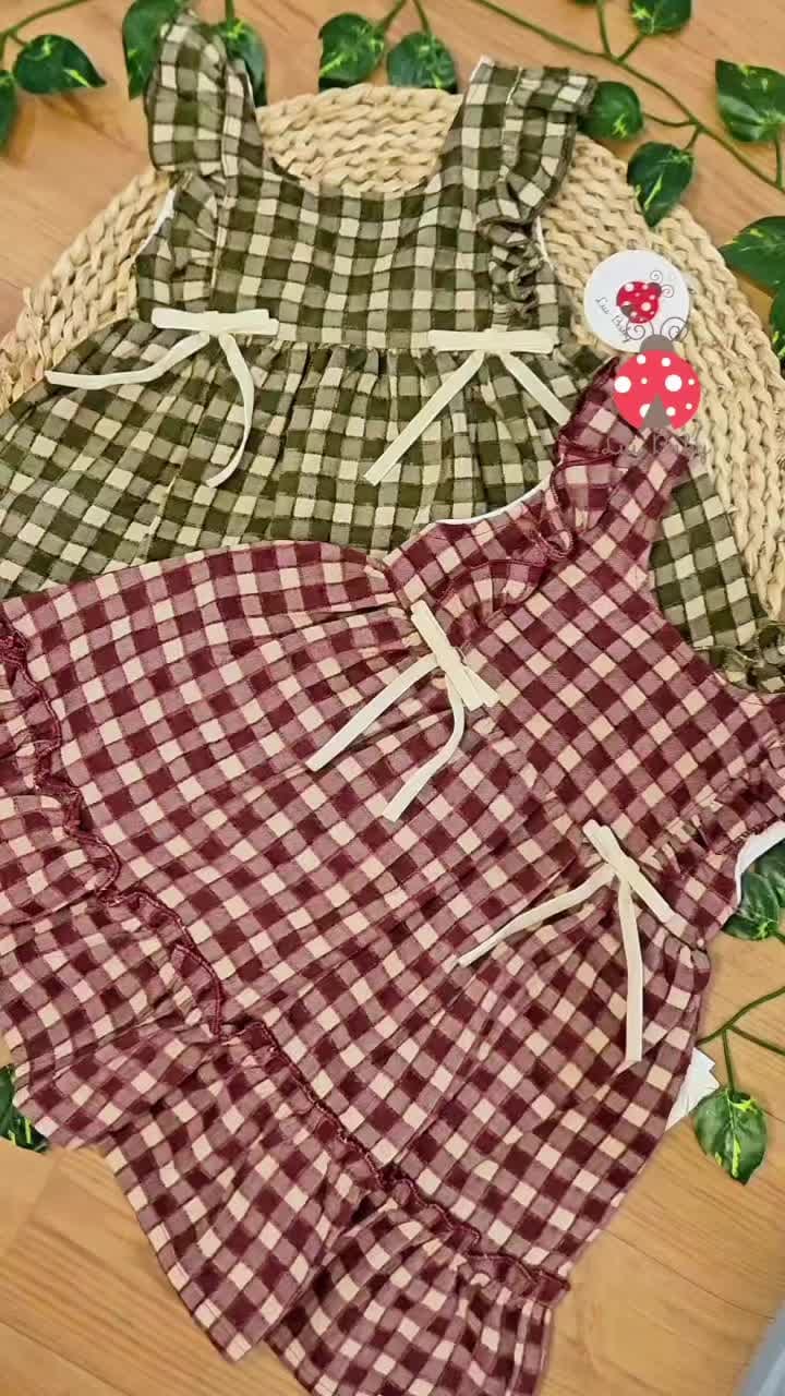 Post 9 by Liu Baby on Instagram (video)