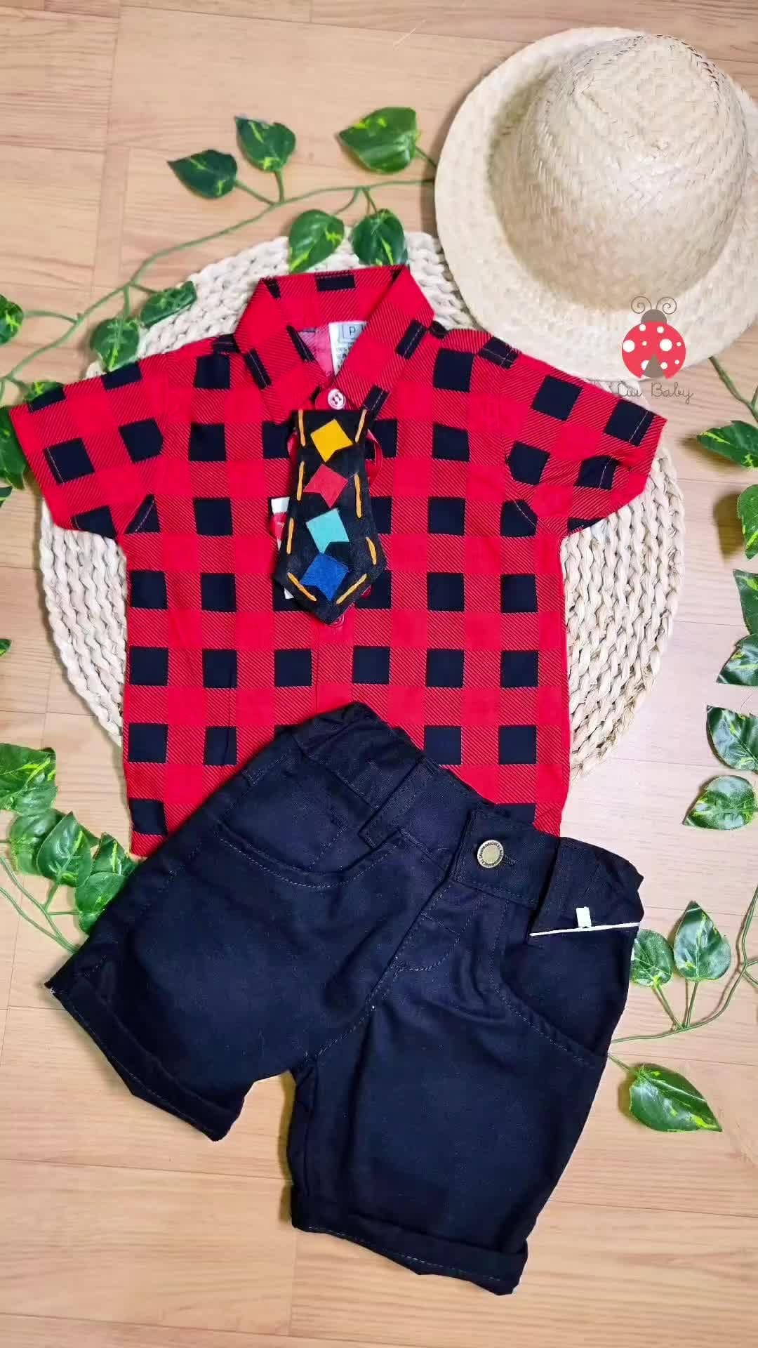 Post 8 by Liu Baby on Instagram (video)