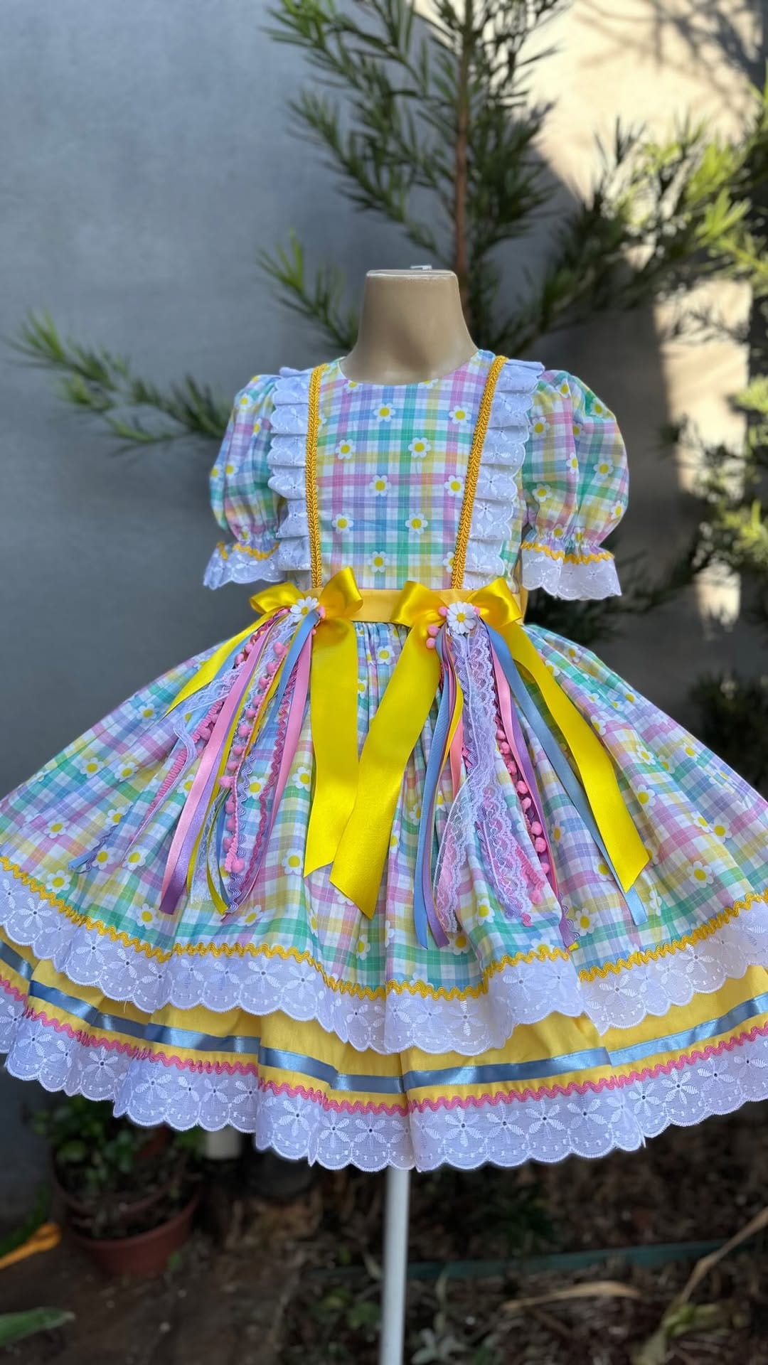 Post 4 by Isa artesanatos 🛍 on Instagram (video)