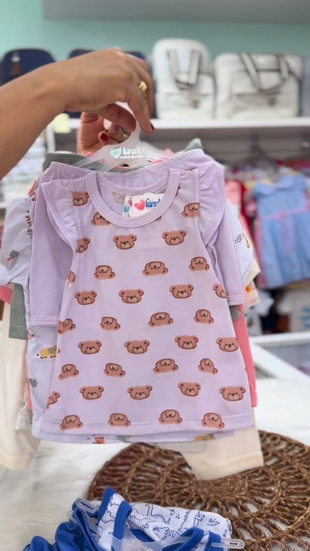 Post 8 by Enxoval e roupas baby e kids on Instagram (video)