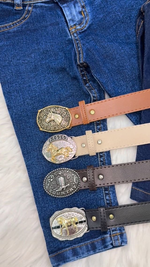 Post 2 by Enxoval e roupas baby e kids on Instagram (video)
