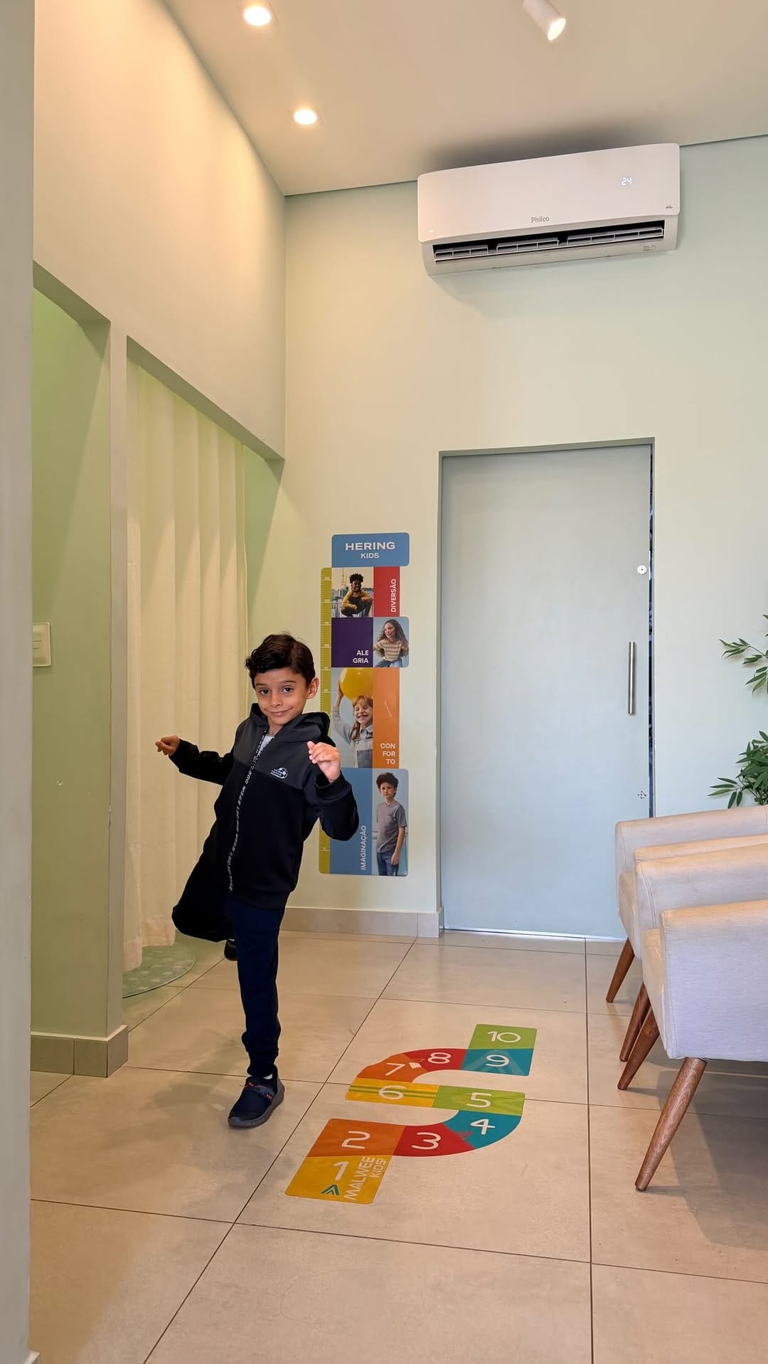 Post 6 by NinaeNeco Loja de Roupa Infantil on Instagram (video)