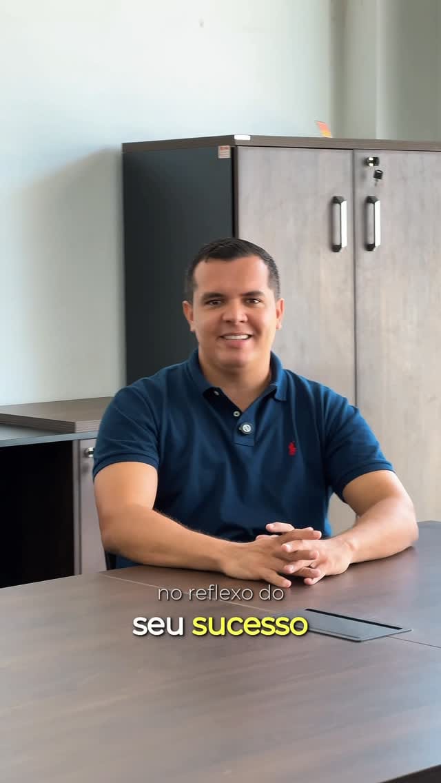 Post 4 by Comercial Diniz - Móveis para Escritório on Instagram (video)