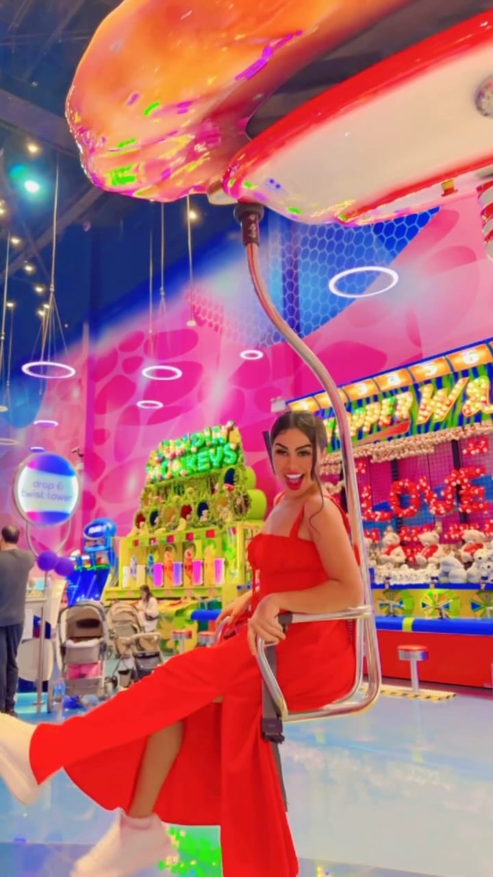 Post 2 by Zouhour Nabil on Instagram (video)