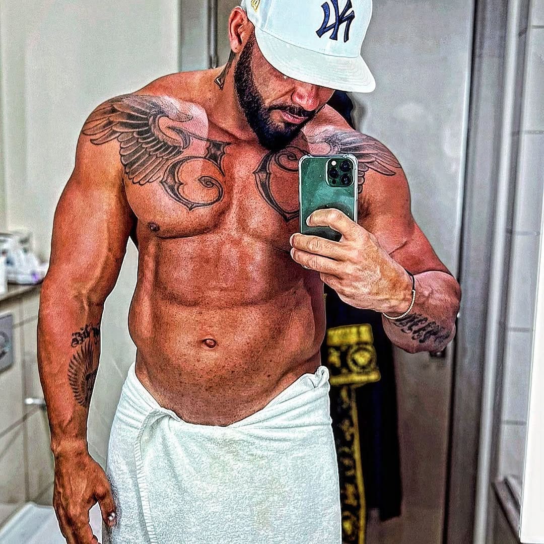 Post 9 by Kamel Guenfoud on Instagram (image)