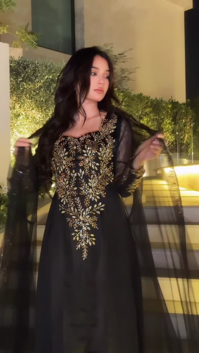 Post 8 by DIANA DARKAL   ديانا دركل on Instagram (video)