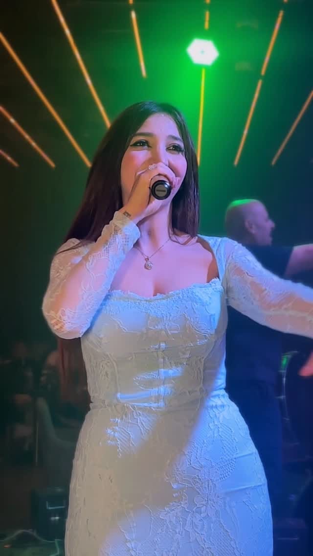 Post 6 by Michelle Eltom on Instagram (video)