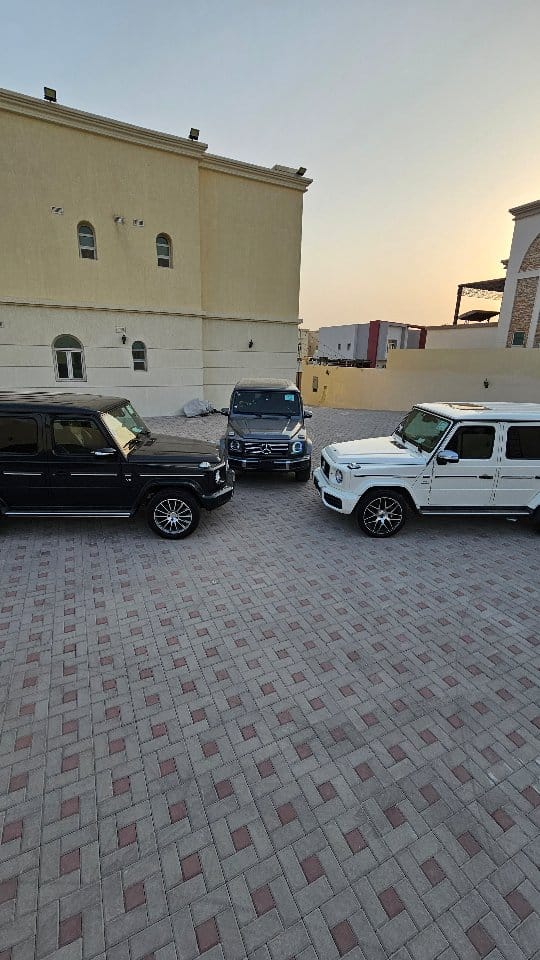 Post 5 by Saad Helal on Instagram (video)