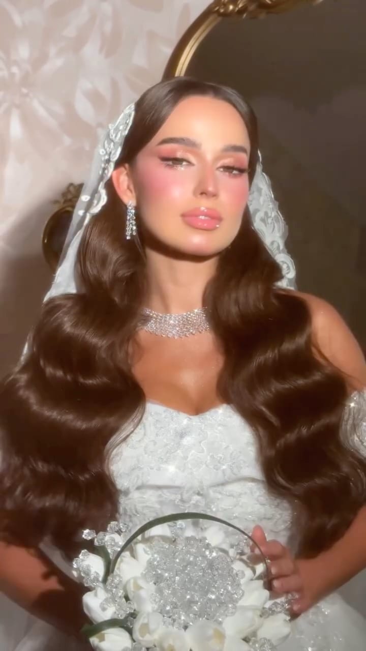 Post 7 by Asmaa Hair styles on Instagram (video)