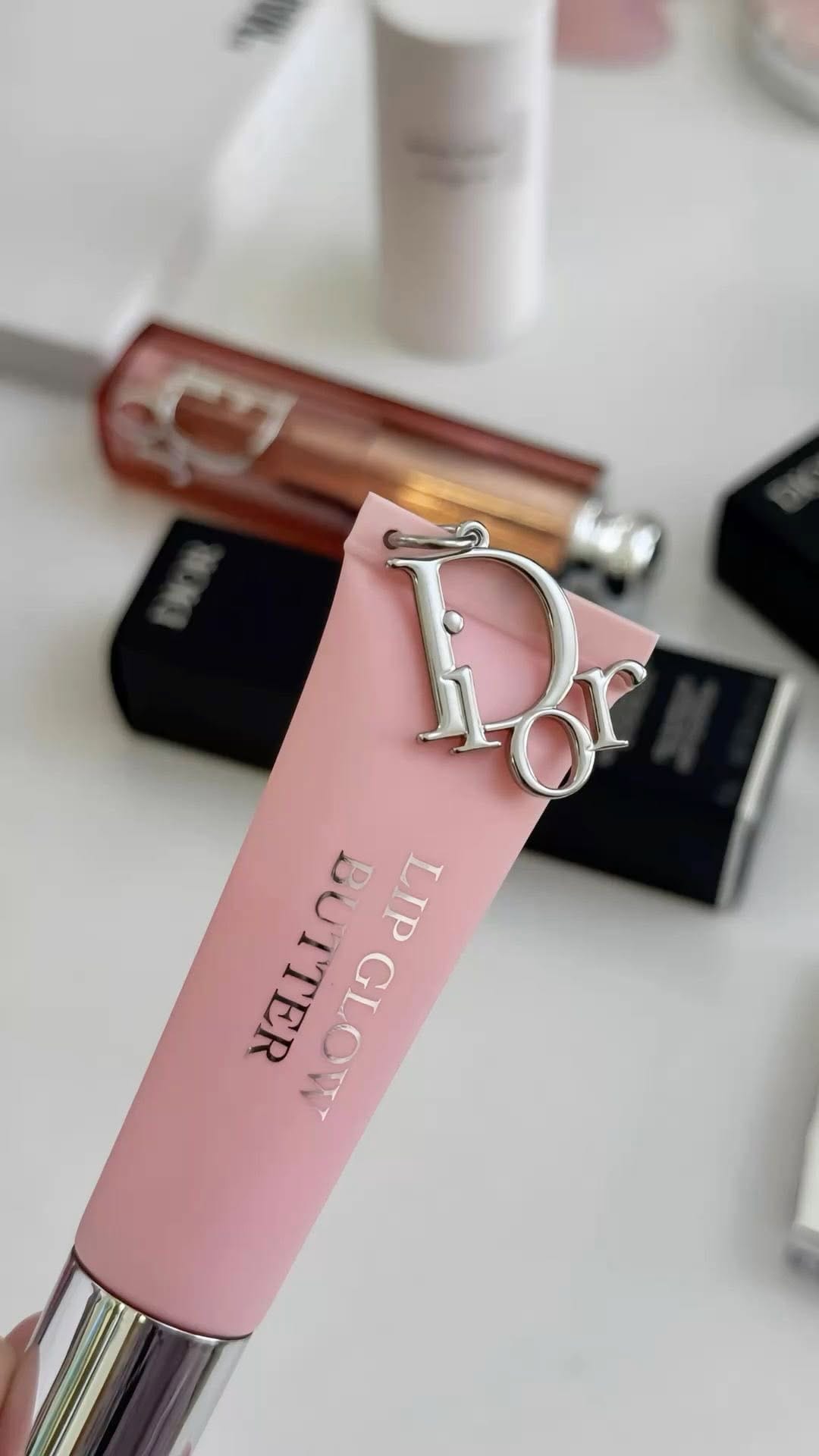 Post 5 by Rima Alosta on Instagram (video)