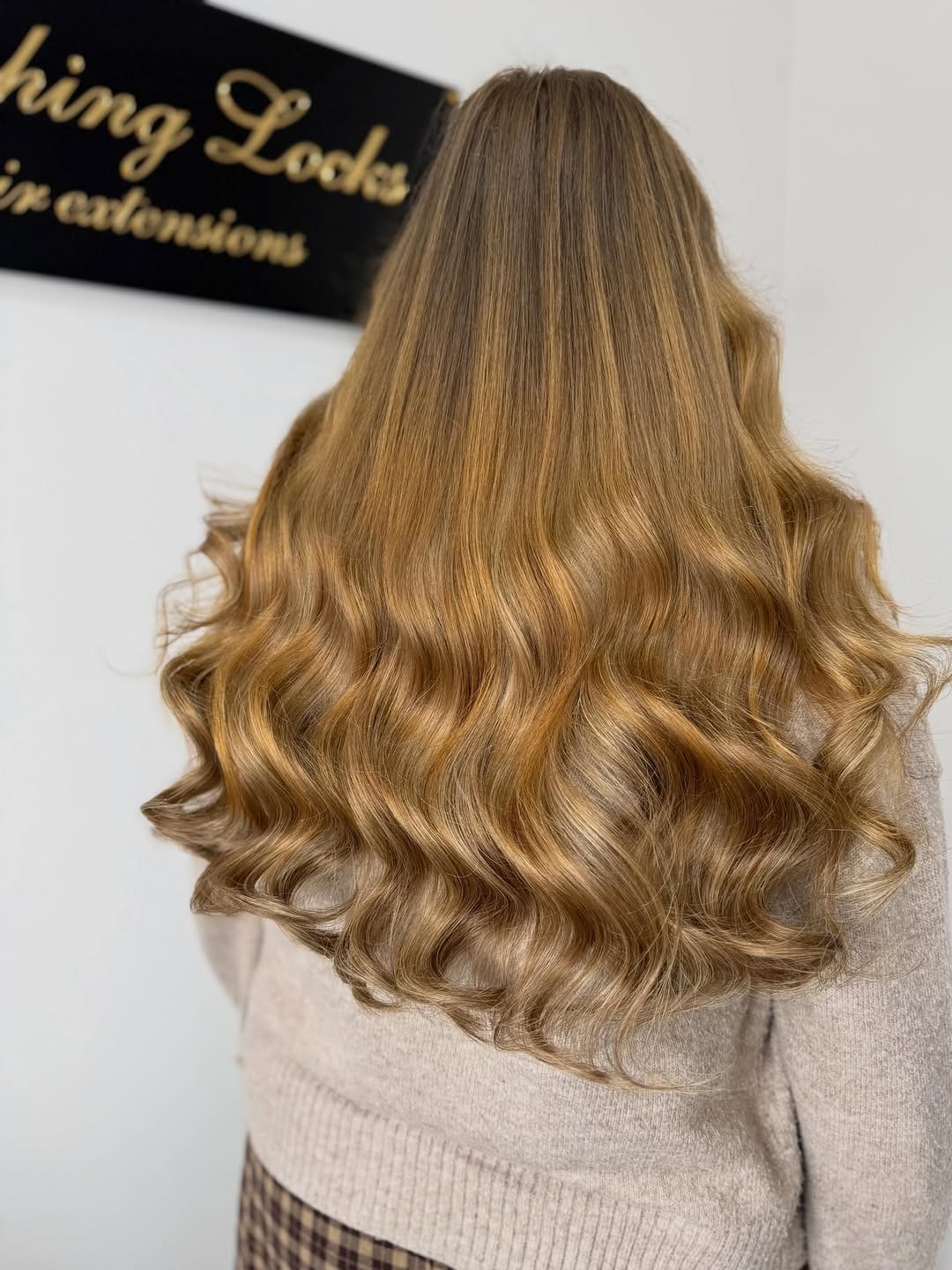 Post 6 by Look Eleven Hair Extensions on Instagram (carousel)