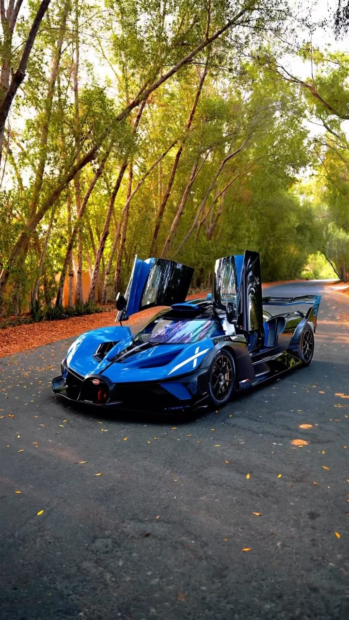 Post 8 by Nova Luxury Cars LLC on Instagram (video)