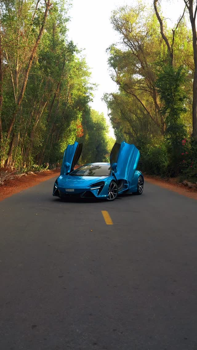 Post 6 by LUXURY CAR RENTAL DUBAI on Instagram (video)