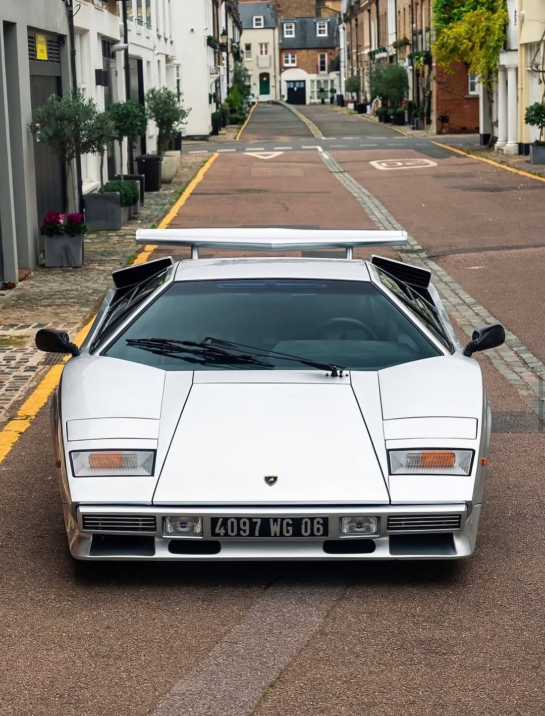 Post 6 by Concorso Italiano UAE on Instagram (carousel)