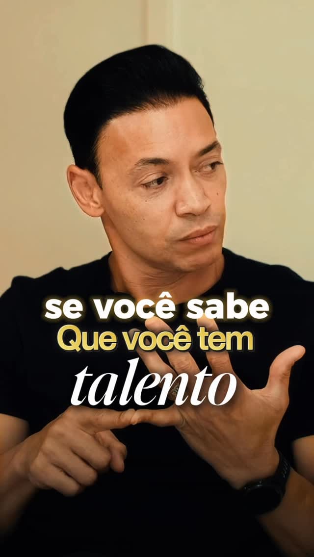 Post 4 by Ricardo Oliveira on Instagram (video)