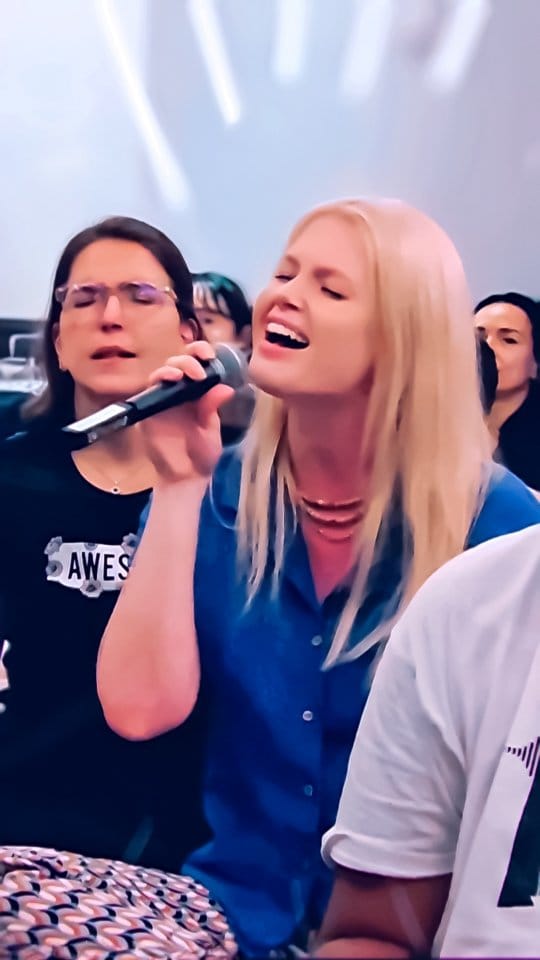 Post 4 by Kirtan Dubai on Instagram (video)