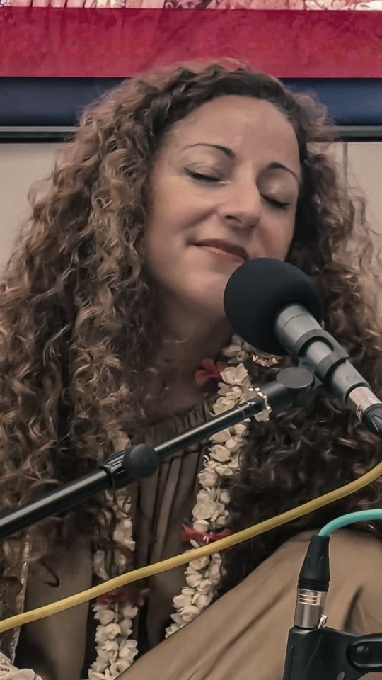 Post 1 by Kirtan Dubai on Instagram (video)