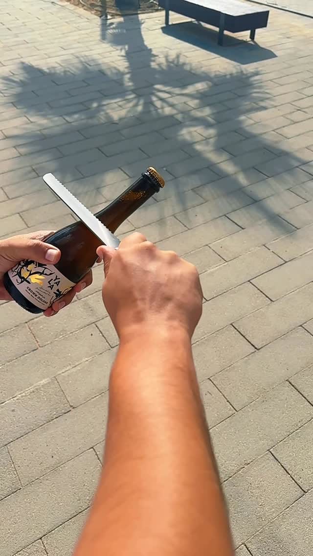 Post 8 by YALA Kombucha on Instagram (video)