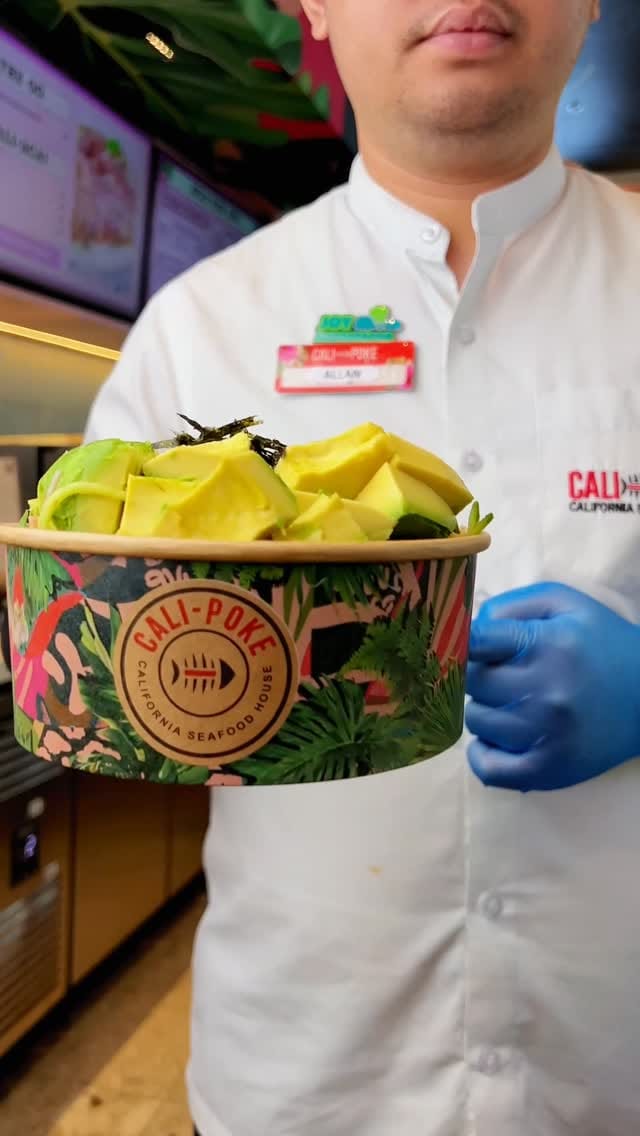 Post 4 by CALI-POKE on Instagram (video)