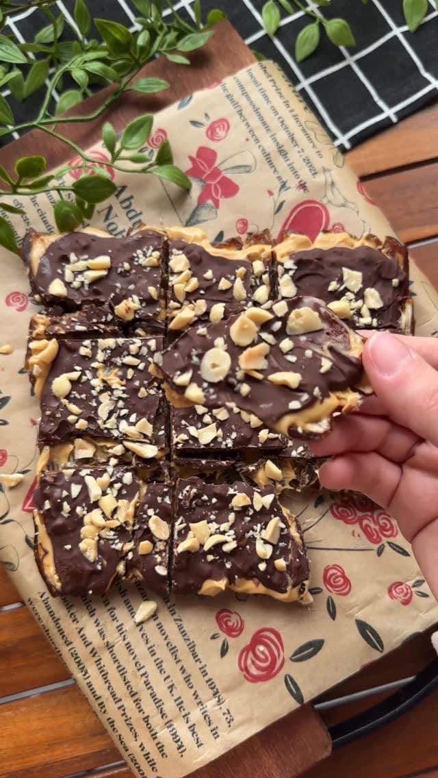 Post 8 by Chef Sarah on Instagram (video)