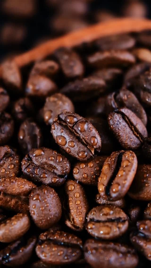 Post 3 by Mood Espresso on Instagram (video)