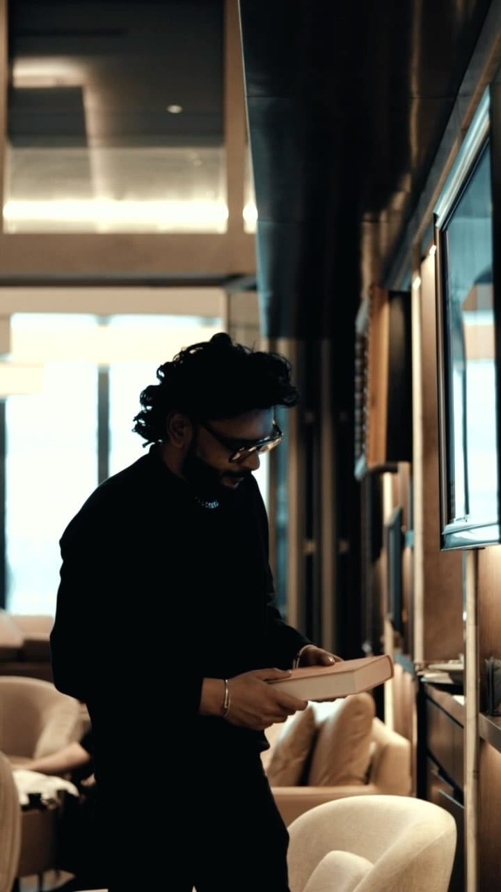 Post 3 by Mohammed Shaheen on Instagram (video)