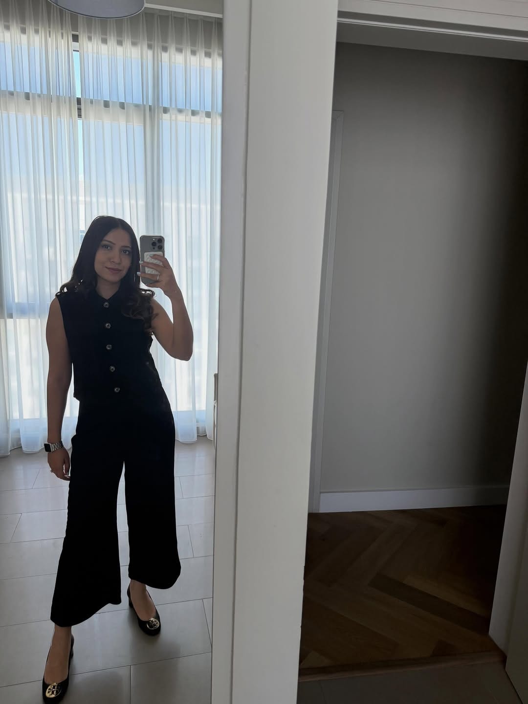 Post 1 by Mehar Sindhu Batra | Dubai Real Estate on Instagram (carousel)