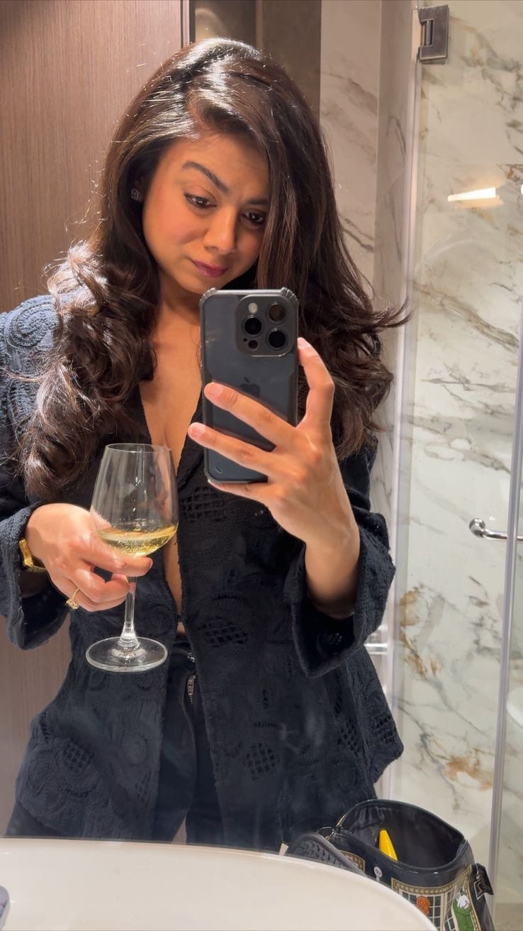 Post 2 by Sneha Meghe on Instagram (video)