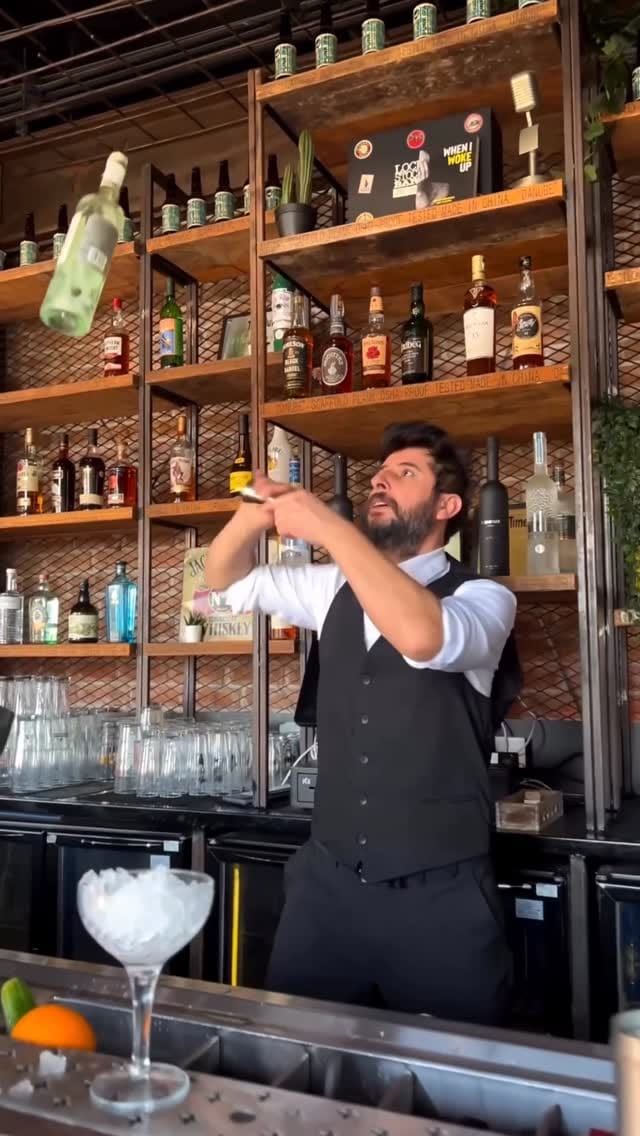 Post 5 by 𝑆𝐸𝐿𝐴𝑀𝐼 on Instagram (video)