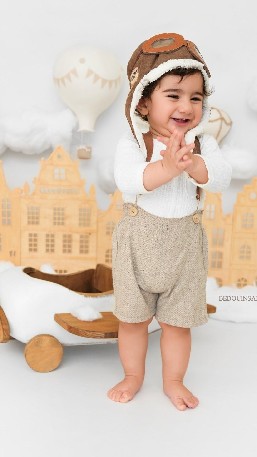 Post 7 by Newborn | Baby | Family | Female Photographer UAE on Instagram (video)