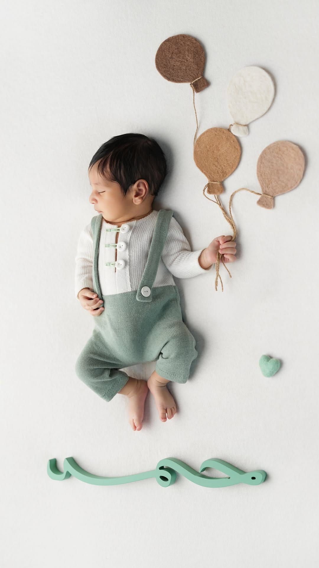 Post 4 by Newborn | Baby | Family | Female Photographer UAE on Instagram (video)