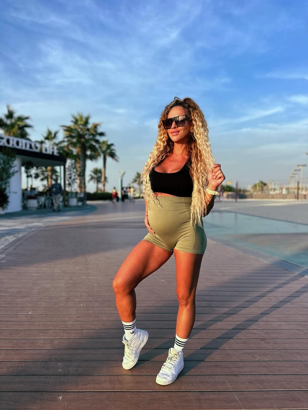 Post 6 by Karolina Botkova-Online Lifestyle Transformation Coach on Instagram (carousel)