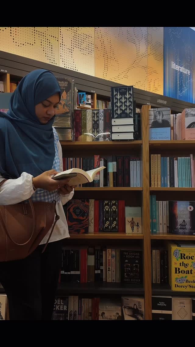 Post 8 by Raising my Prince📍UAE on Instagram (video)