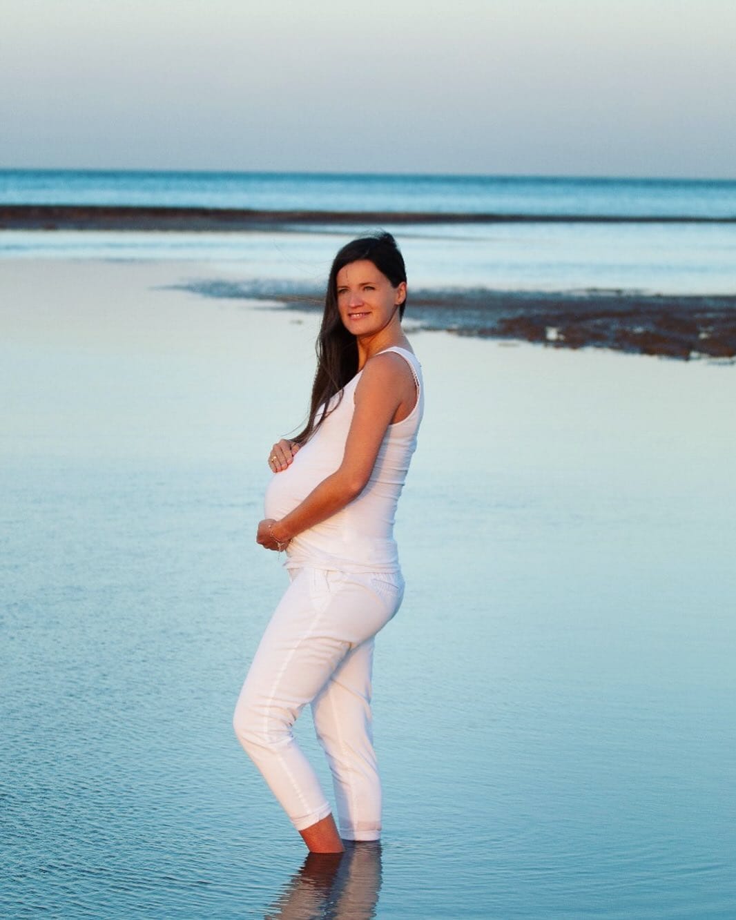 Post 4 by Loomi Photography Lama Kabbani on Instagram (image)