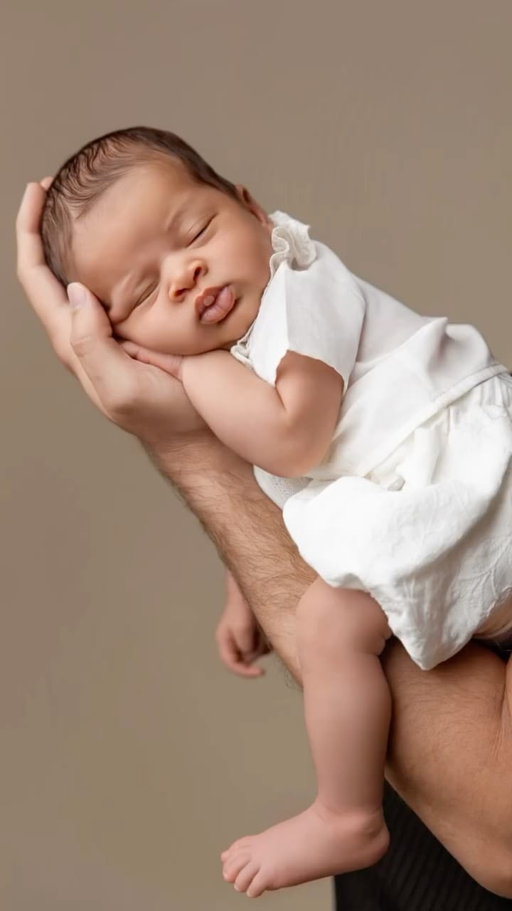 Post 6 by Maternity Newborn Photography on Instagram (video)