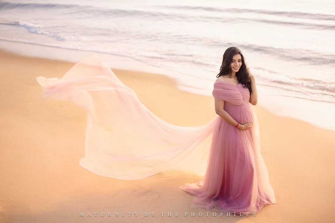 Post 6 by Chennai Maternity Photographer on Instagram (carousel)
