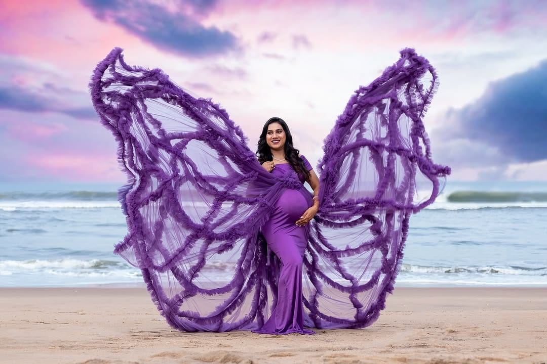 Post 10 by Chennai Maternity Photographer on Instagram (carousel)