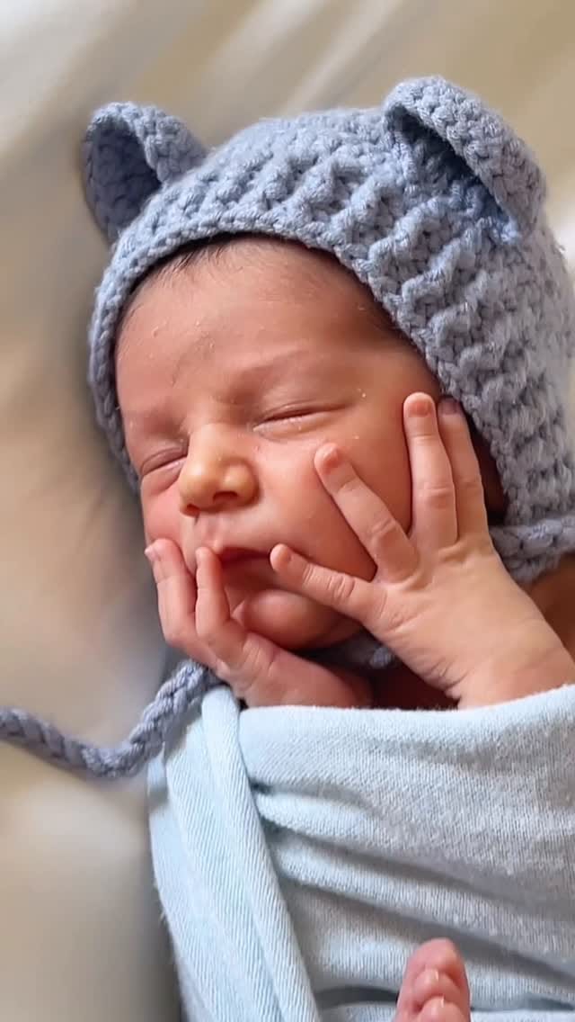 Post 9 by Little Thea Photography on Instagram (video)
