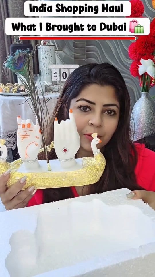 Post 6 by Shweta Kiran Shrivastava /Licensed Influencer | Dubai Based 🇮🇳🇦🇪 on Instagram (video)