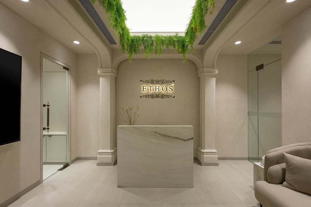 Post 2 by Studio5Design on Instagram (carousel)