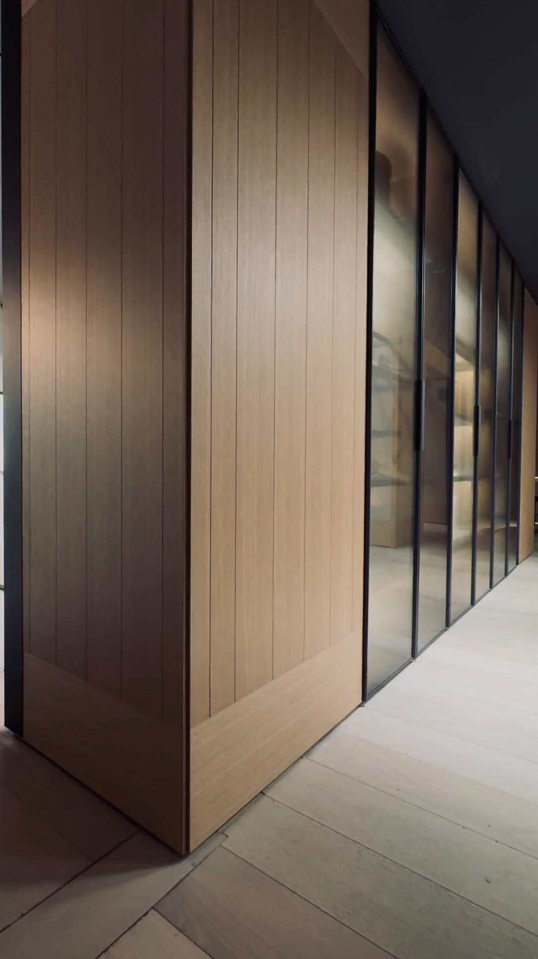 Post 6 by VAN GOOD | Luxury Architecture on Instagram (video)