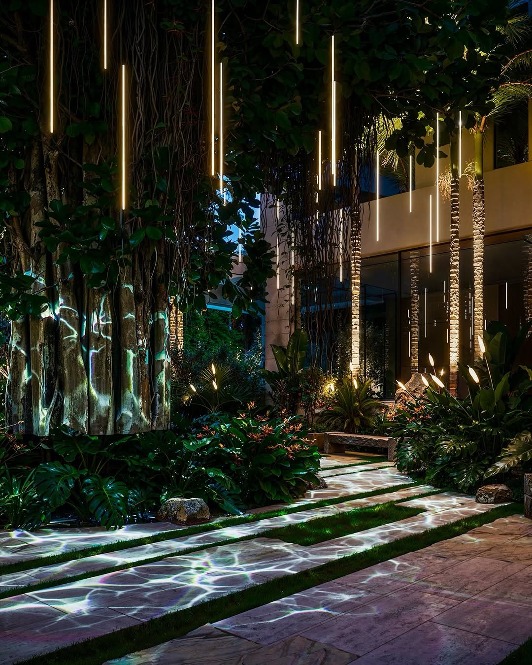 Post 2 by VAN GOOD | Luxury Architecture on Instagram (carousel)