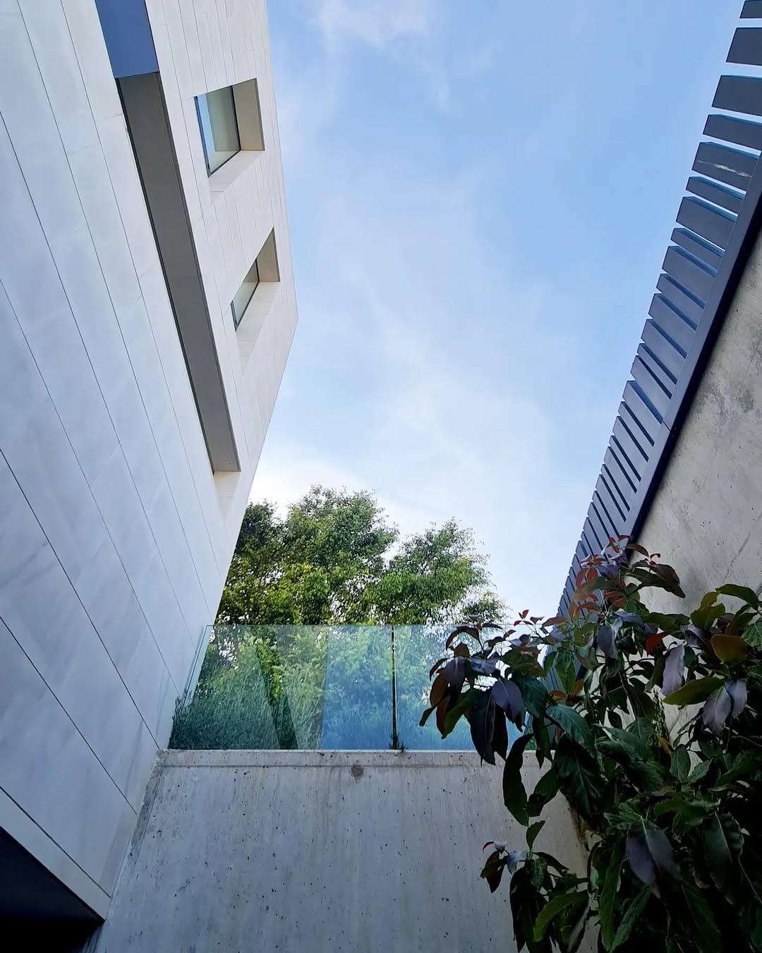 Post 3 by Fernando Lacasa Architects on Instagram (image)