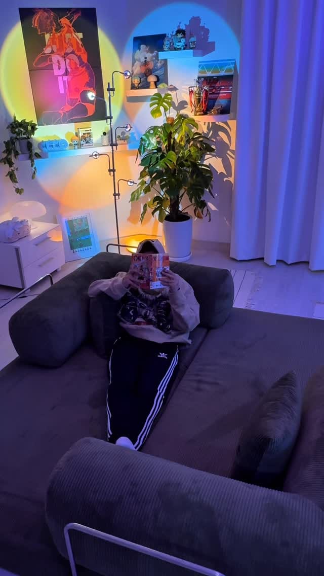 Post 10 by MoRoom on Instagram (video)