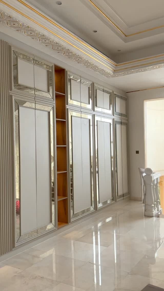 Post 1 by UNIQUE HOME DECOR AND WOODWORK /carpentry on Instagram (video)
