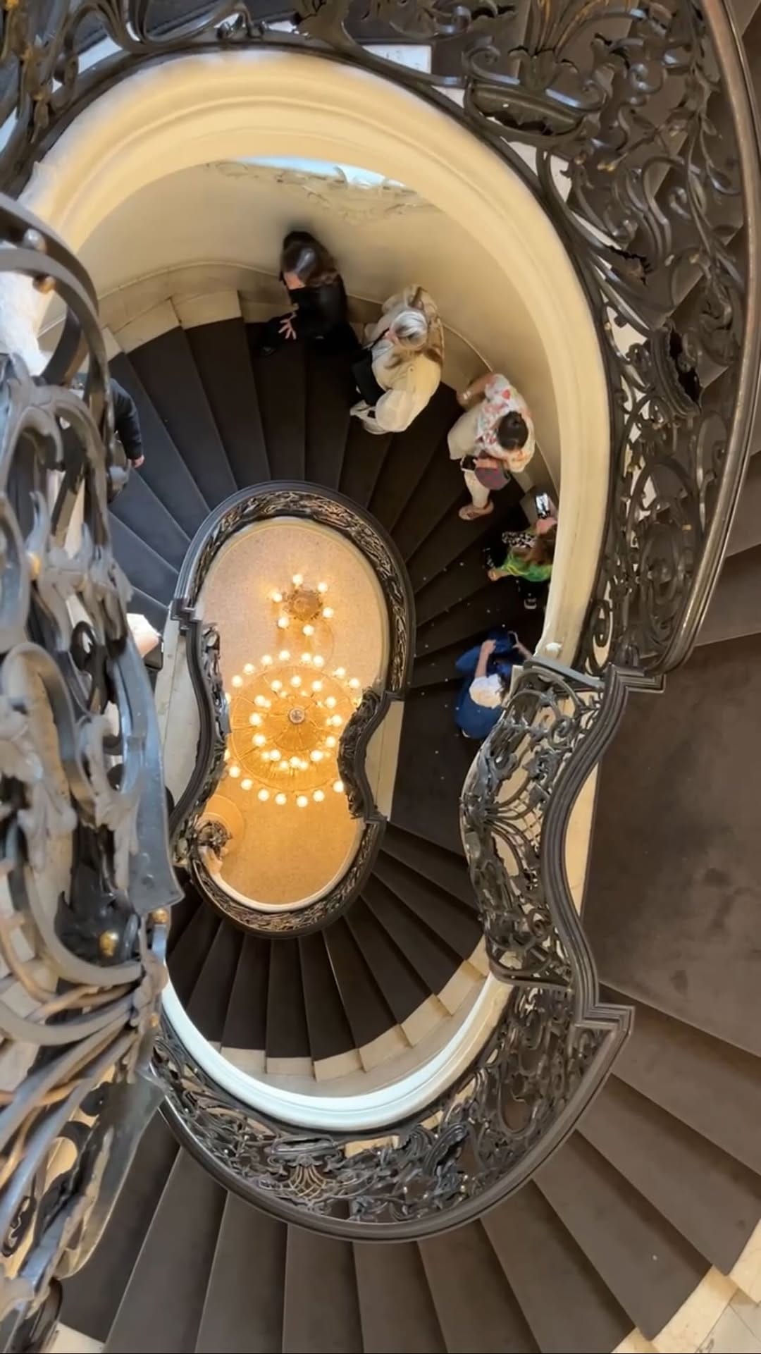 Post 8 by Accouter on Instagram (video)